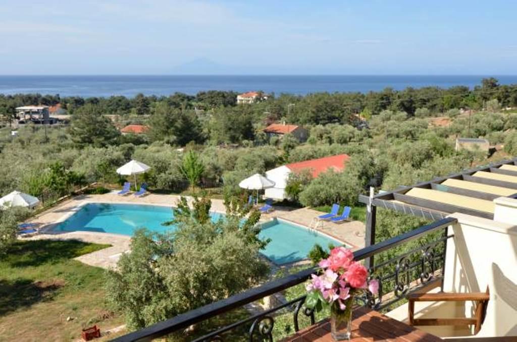 Moonbeam Hotel Potos Luaran gambar