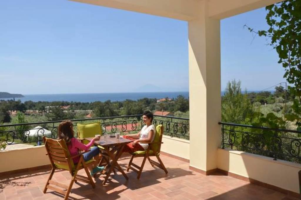 Moonbeam Hotel Potos Luaran gambar
